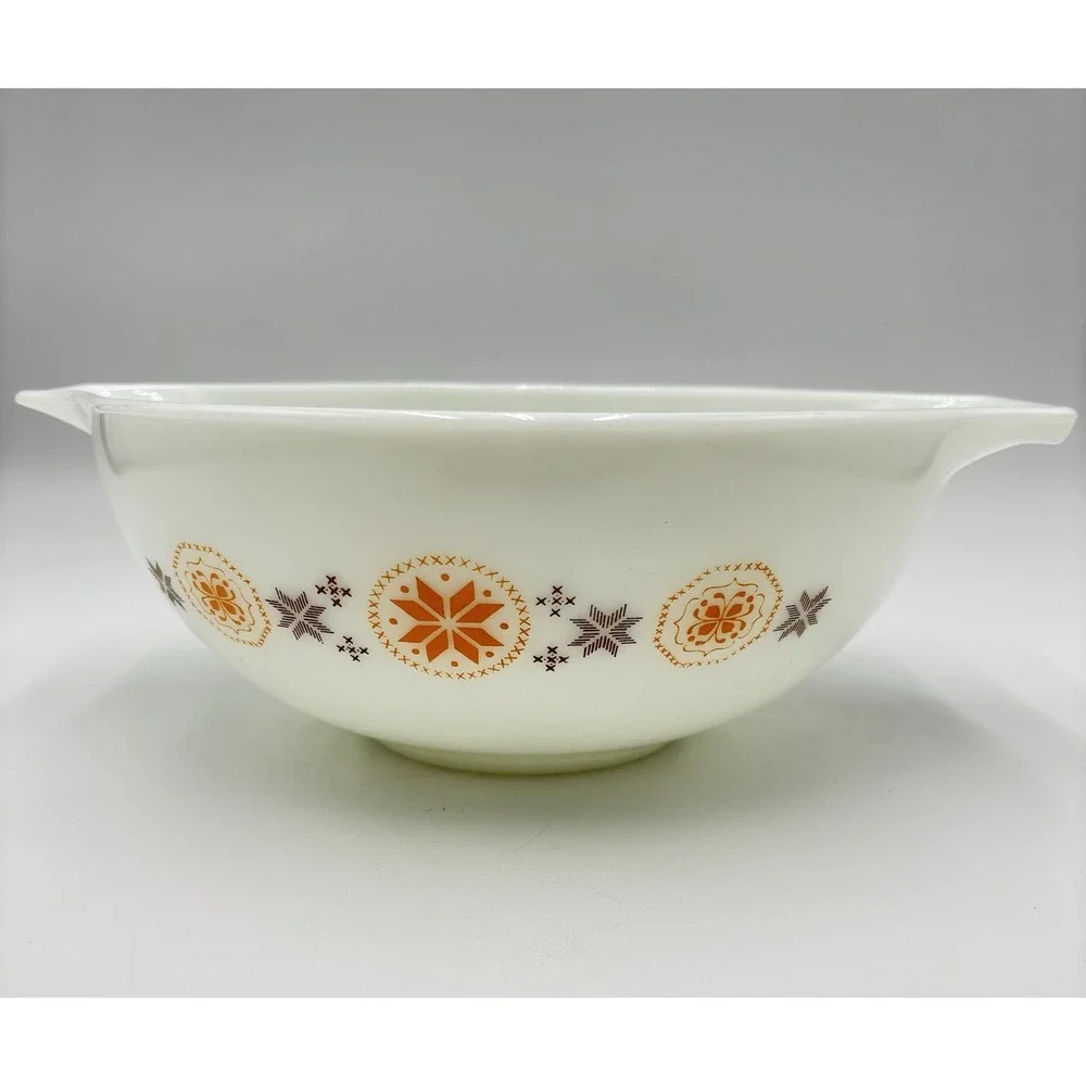 Vintage Pyrex 444 Town & Country Cinderella 4 Qt Mixing Bowl Orange Brown USA